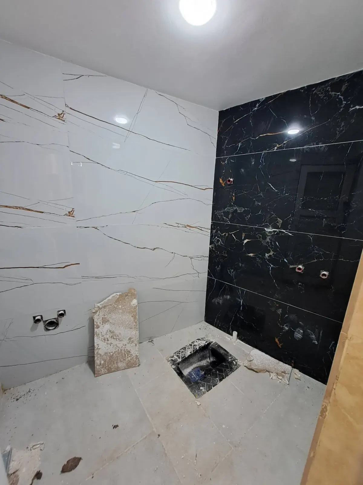 ویلای ۲۰۰ متری نوساز وکلیدنخورده